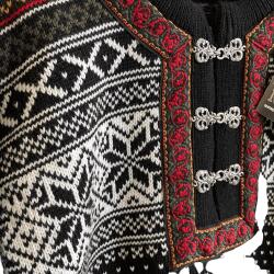 Klassisk Norsk Sweater med tin-hgter 100% uld