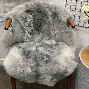 Islandsk klippet lammeskind gr� str M 2918