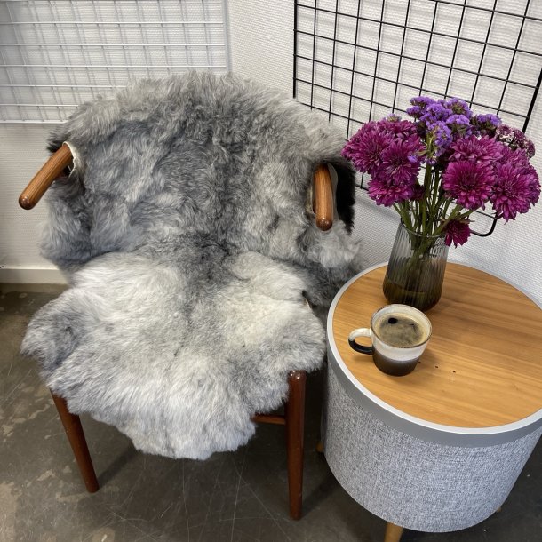 Islandsk klippet lammeskind gr� str M 2918