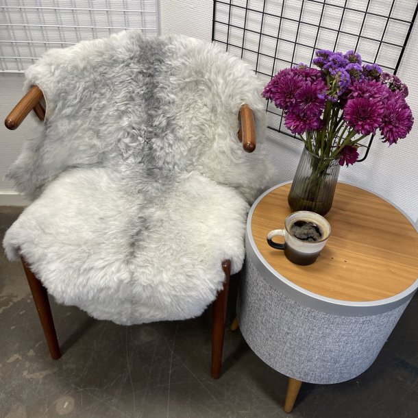 Islandsk klippet lammeskind gr� str M 2924