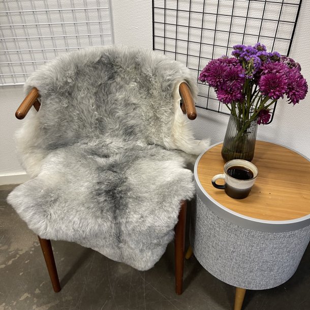 Islandsk klippet lammeskind gr� str M 2941