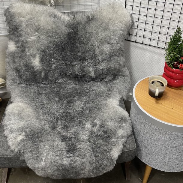 Islandsk klippet lammeskind naturligt gr str XL  4914