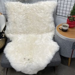 Islandsk klippet lammeskind hvid str XL 4511