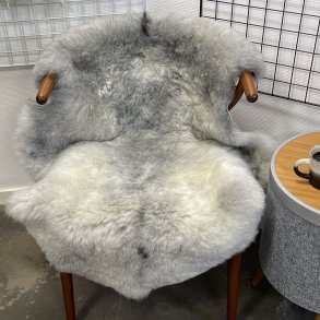 Islandsk klippet lammeskind gr� str M 2918