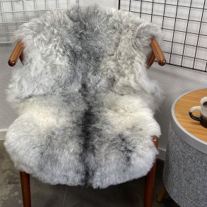 Islandsk klippet lammeskind gr� str M 2930