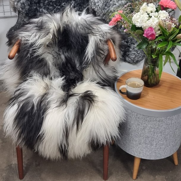 Islandsk lammeskind langh�ret plettet str M - 2210