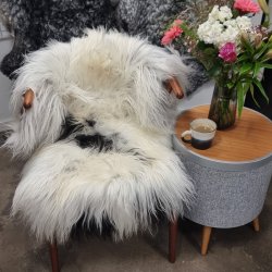 Islandsk lammeskind langh�ret plettet str M - 2211