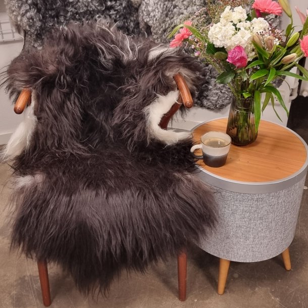 Islandsk lammeskind langh�ret plettet str M - 2220