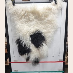 Islandsk lammeskind langh�ret plettet str M - 2224