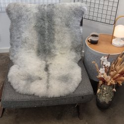 Islandsk klippet lammeskind naturligt gr str L  3913