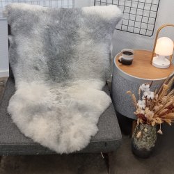 Islandsk klippet lammeskind naturligt gr str L  3915