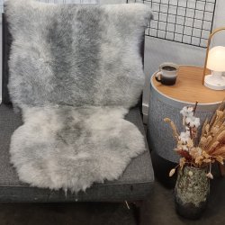 Islandsk klippet lammeskind naturligt gr str L  3916