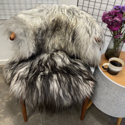 Islandsk lammeskind naturligt gr� str M - 2414