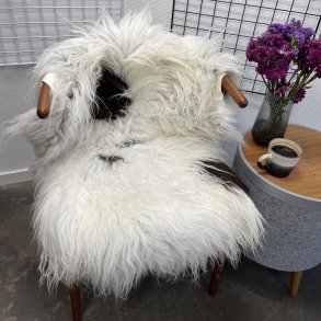 Islandsk lammeskind langh�ret plettet str M - 2223