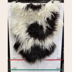 Islandsk lammeskind langh�ret plettet str M - 2224