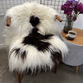 Islandsk lammeskind langh�ret plettet str M - 2226