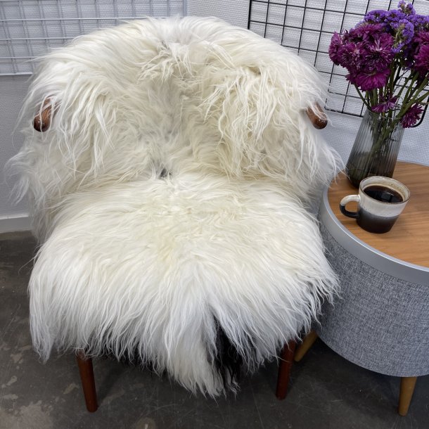 Islandsk lammeskind langh�ret plettet str M - 2229