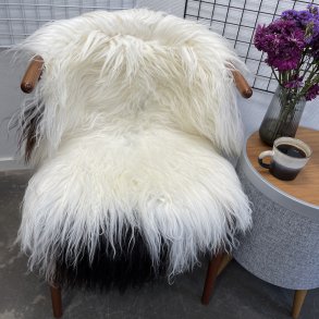 Islandsk lammeskind langh�ret plettet str M - 2231