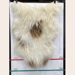 Islandsk lammeskind langh�ret naturligt brunplettet str L - 3261