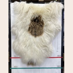 Islandsk lammeskind langh�ret naturligt brunplettet str L - 3262