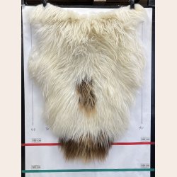 Islandsk lammeskind langh�ret naturligt brunplettet str L - 3263