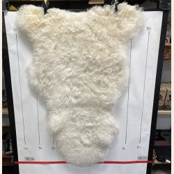 Islandsk klippet lammeskind lys str M 2512