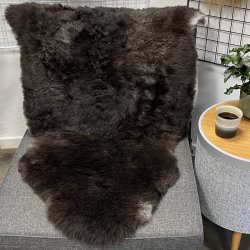 Kopi af Islandsk klippet lammeskind plettet str L 3727