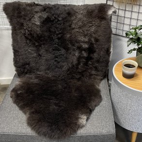 Kopi af Islandsk klippet lammeskind plettet str L 3727