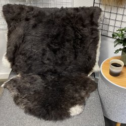 Islandsk klippet lammeskind plettet str L 3730