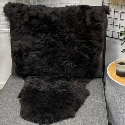 Islandsk klippet lammeskind plettet str L 3737