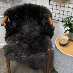 Islandsk klippet lammeskind plettet str M 2733