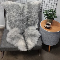 Islandsk klippet lammeskind naturligt gr str L  3911