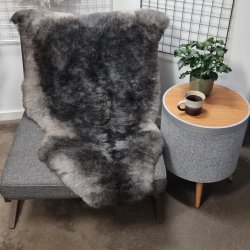 Islandsk klippet lammeskind naturligt gr str L  3935