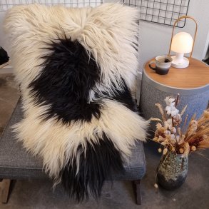 Islandsk lammeskind langhret plettet str L - 3213