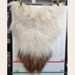 Islandsk lammeskind langhret naturligt brunplettet str L - 3260