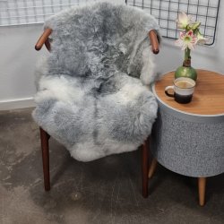 Islandsk klippet lammeskind gr� str M 2945