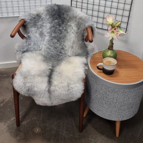 Islandsk klippet lammeskind gr� str M 2948