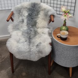 Islandsk klippet lammeskind gr� str M 2949