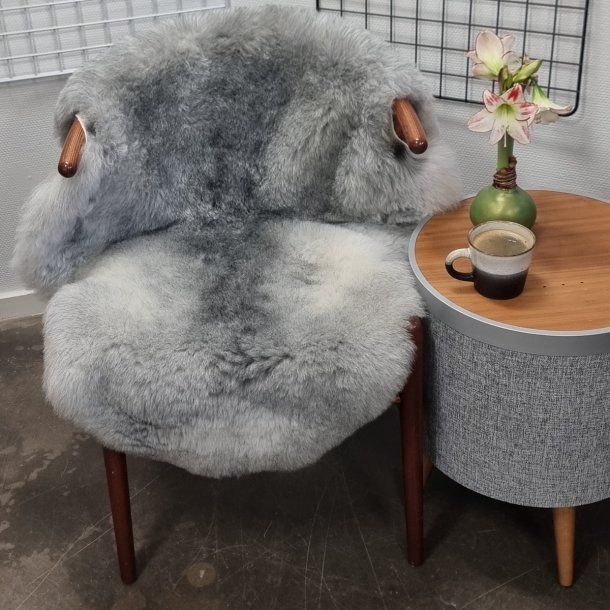 Islandsk klippet lammeskind gr� str M 2962