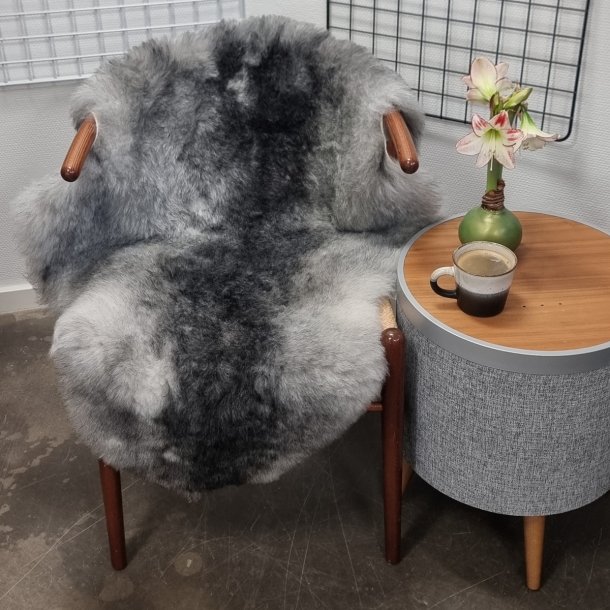 Kopi af Kopi af Islandsk klippet lammeskind gr� str M 2963