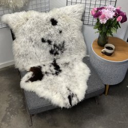 islandsk lammeskind korth�ret plettet str L - 3713