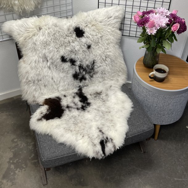 islandsk lammeskind korth�ret plettet str L - 3713