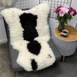 Islandsk lammeskind korth�ret plettet str L - 3714