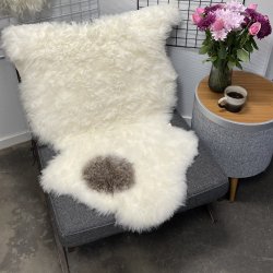 Islandsk klippet lammeskind plettet str L 3716