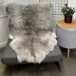 Islandsk klippet lammeskind naturligt gr� str L  3940