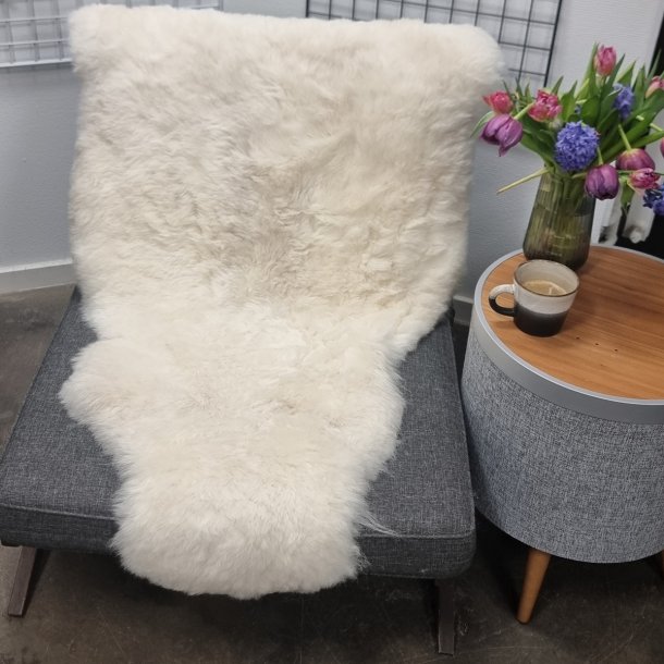 Islandsk klippet lammeskind lys str L - 3520