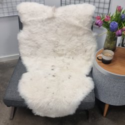 Islandsk klippet lammeskind lys str L - 3524