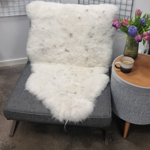 Islandsk klippet lammeskind lys str L - 3526