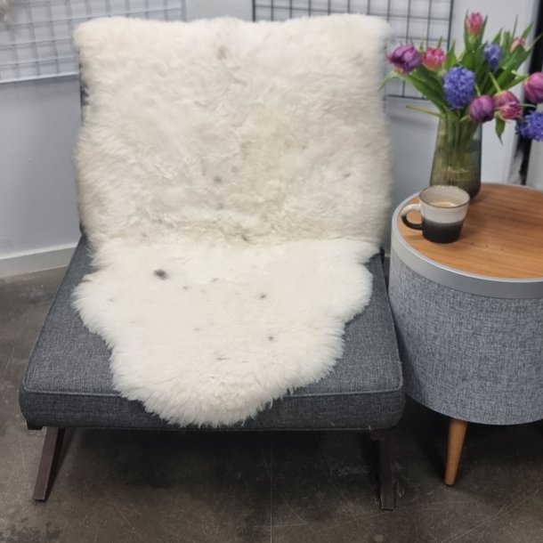 Islandsk klippet lammeskind lys str L - 3528