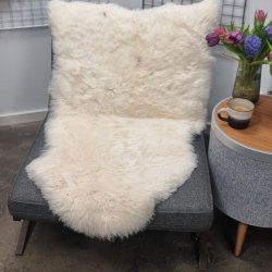 Islandsk klippet lammeskind lys str L - 3531